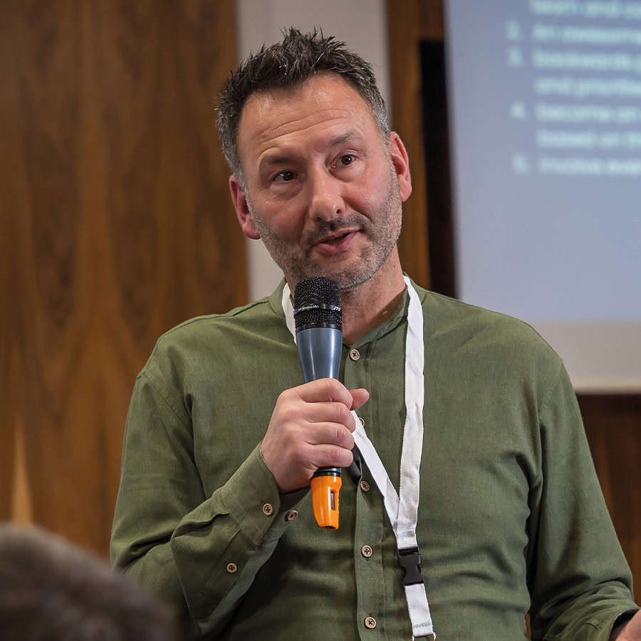 Bart van Nol